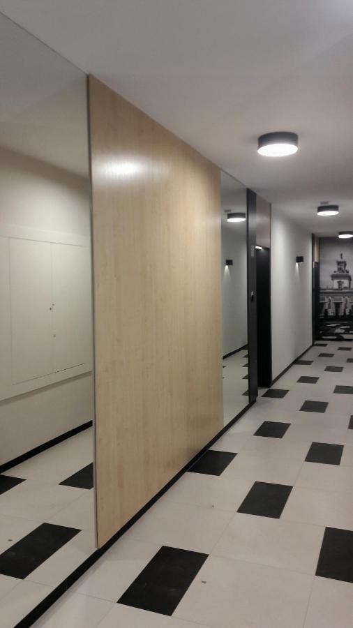 Silver Apartment In Wilanow Warschau Exterior foto